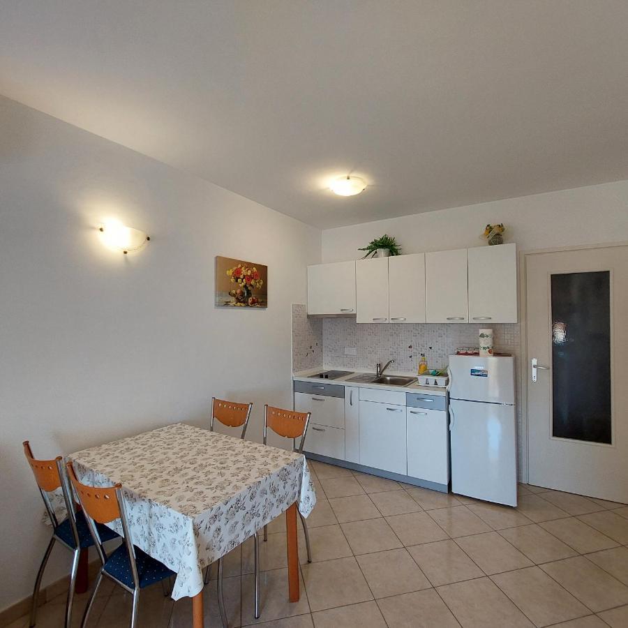 Apartment Ivana,Mali Maj Porec Exterior photo